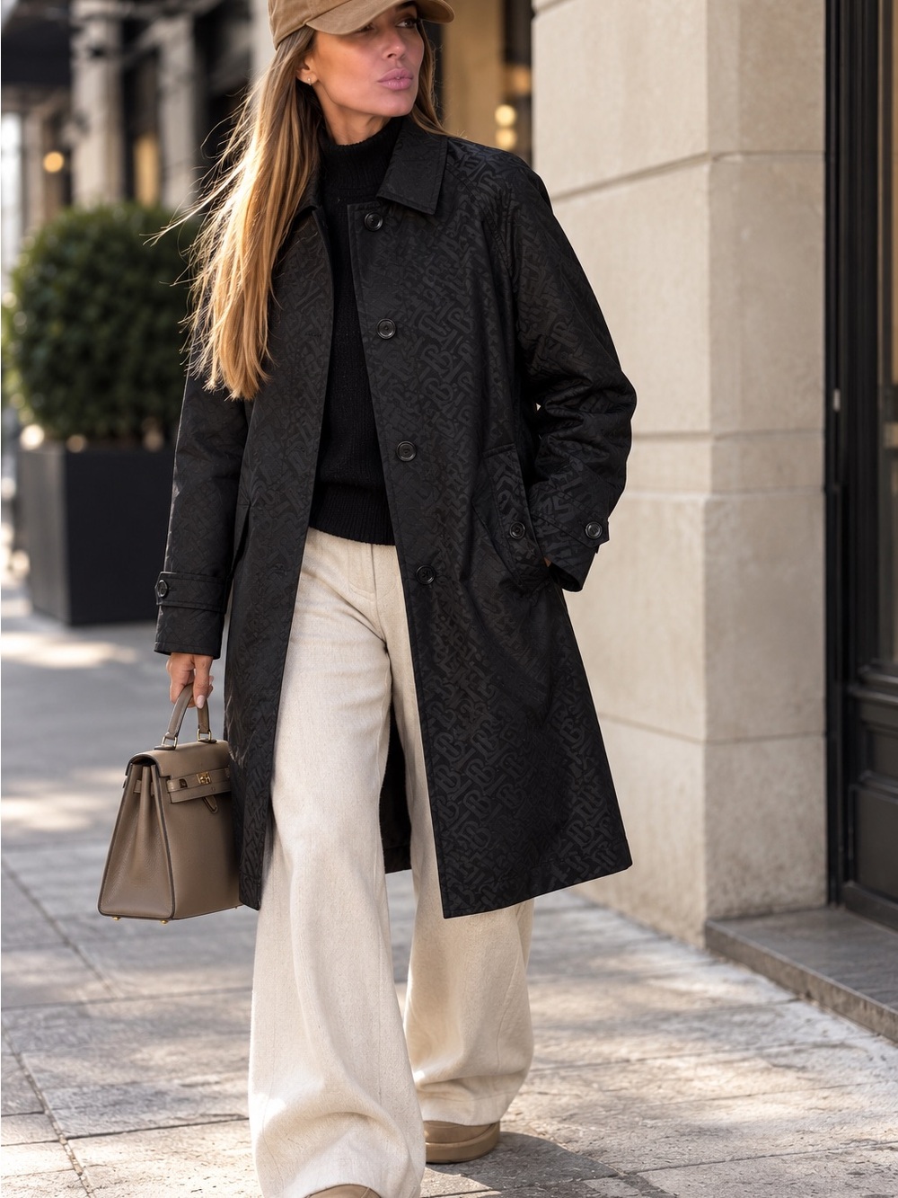 Burberry Black Patterned Single-Breasted Trench Coat